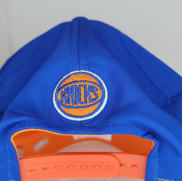 New York Knicks Basketball Hat adidas Adjustable NBA Cap New - Picture 3 of 3